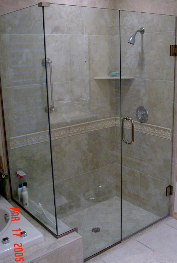 Traditional Showers Cape Coral, Florida